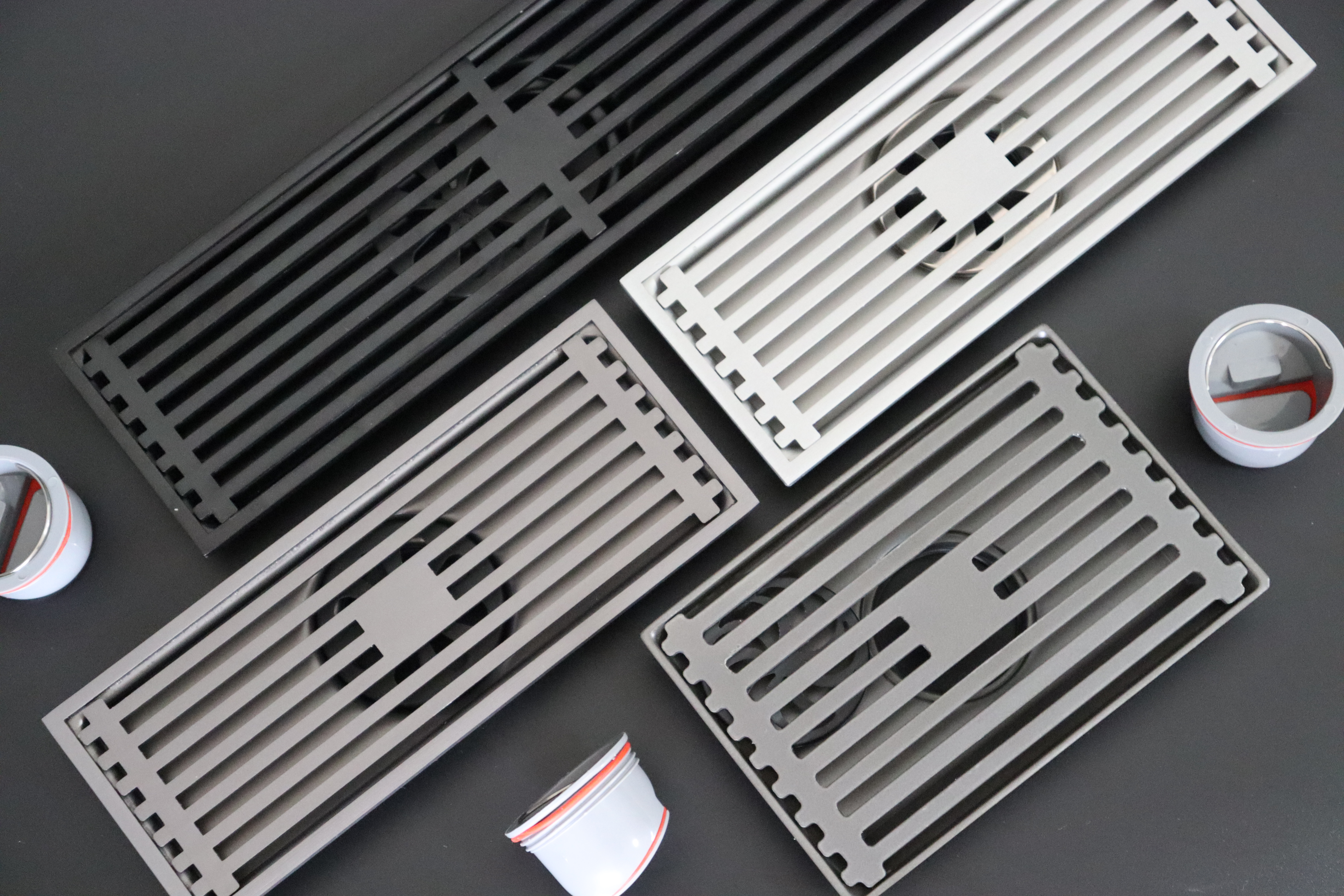 820/830 黒, ガングレー, ニッケルつや消しの厚い長い床排水管